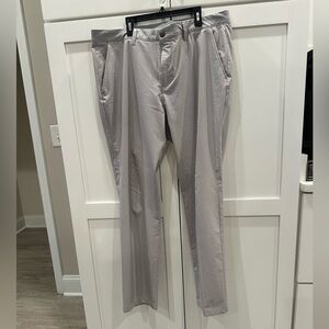 Adidas Men's Light Gray Chinos